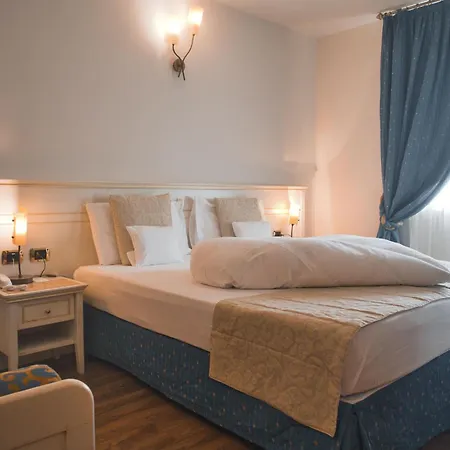 Villa Nicolli Romantic Spa Resort - Adults Only Riva del Garda Exterior photo
