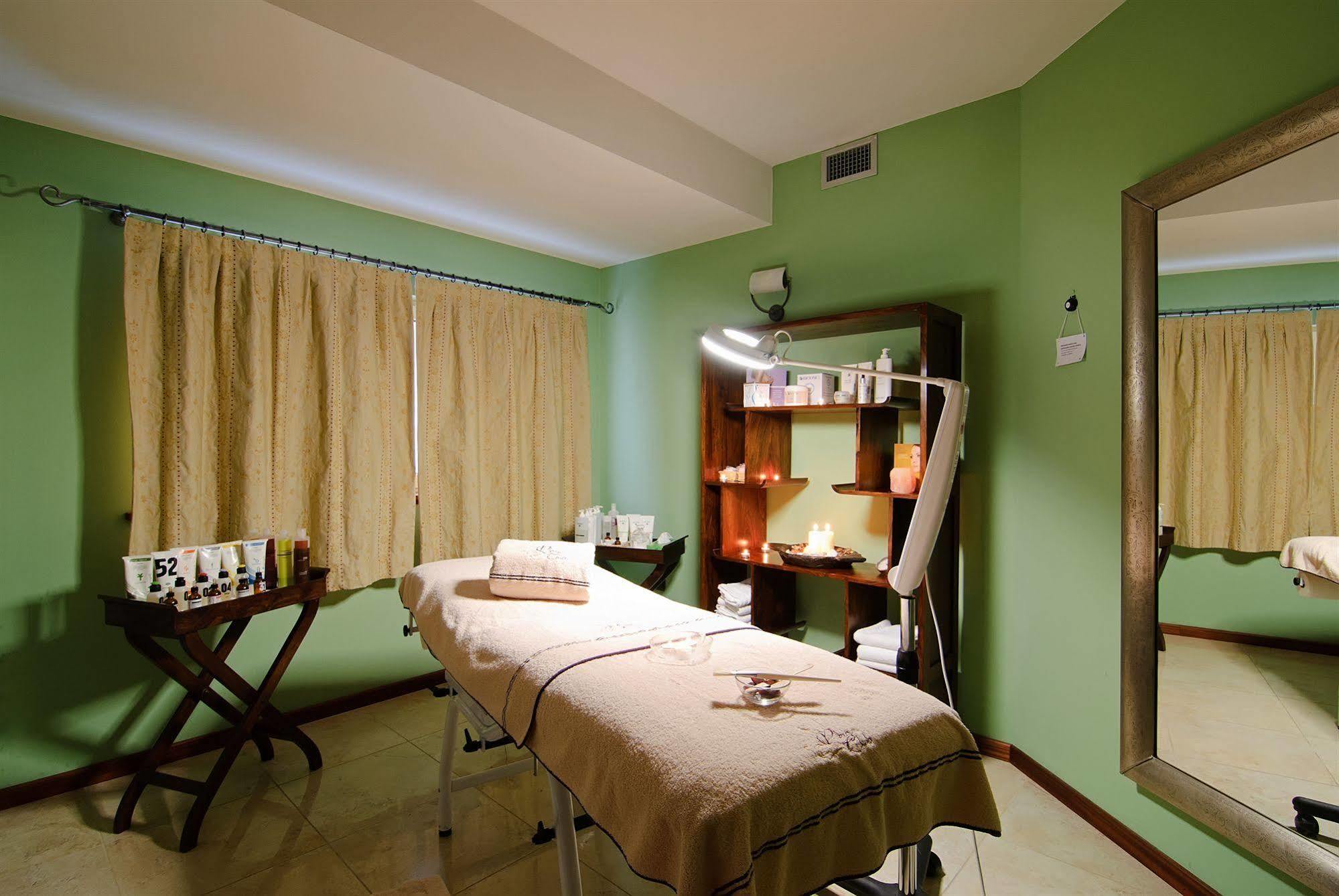 Nicolli Romantic - Adults Only Hotel Riva del Garda